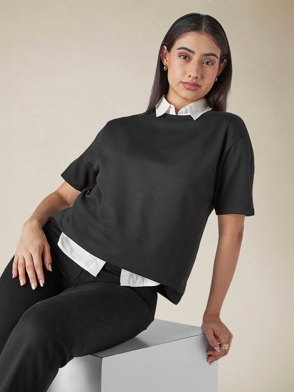 Women's Solid Crew Neck Relaxed Fit Interlock T-Shirt