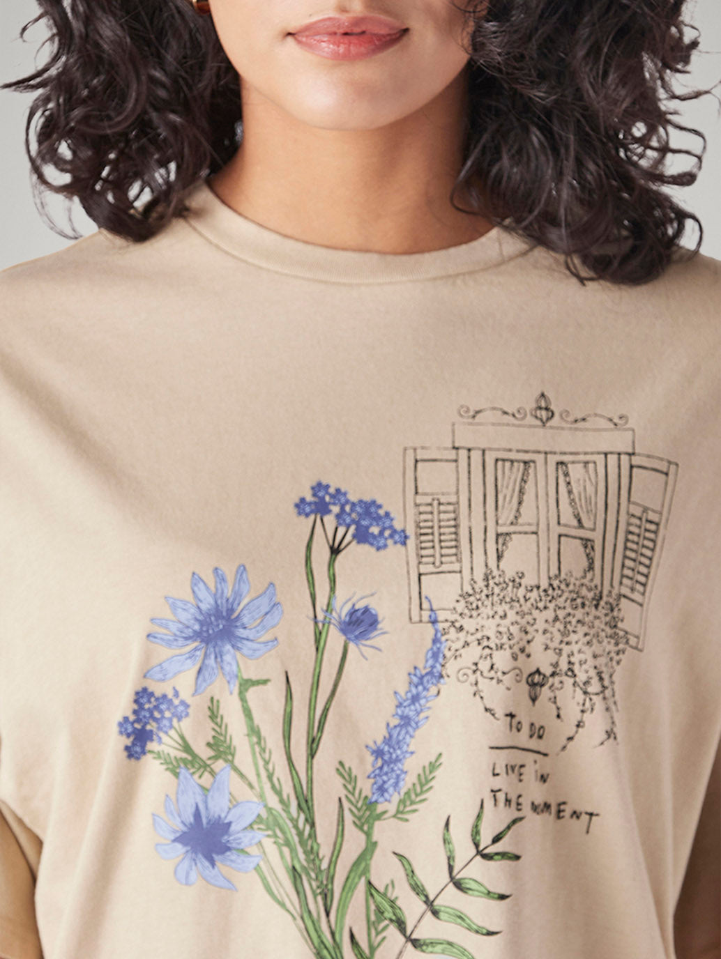 Women's Graphic Print Relaxed Fit Oversized T-Shirt - 20 View