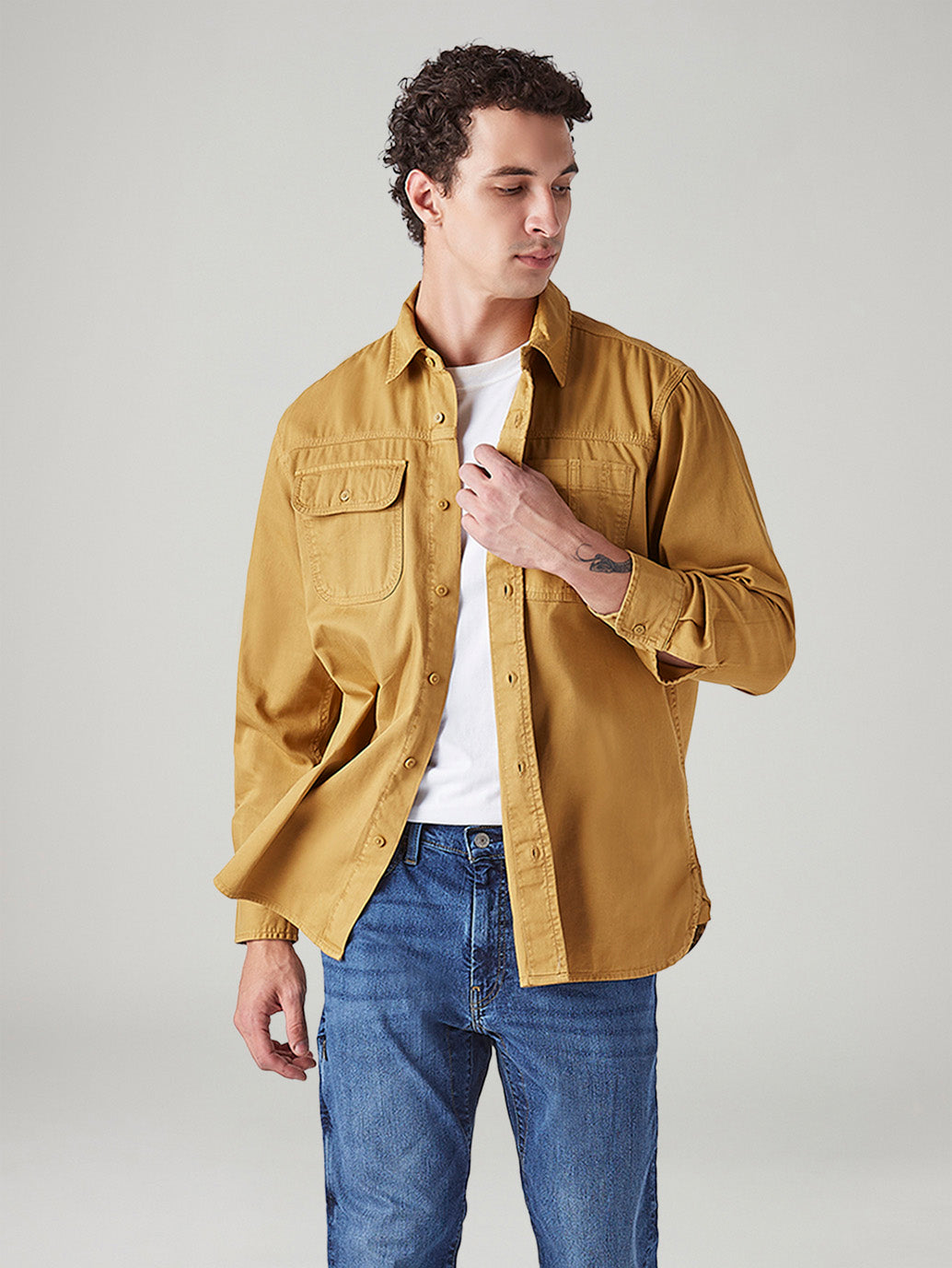 Men's Solid Relaxed Fit Commuter Shirt - Styleshot View