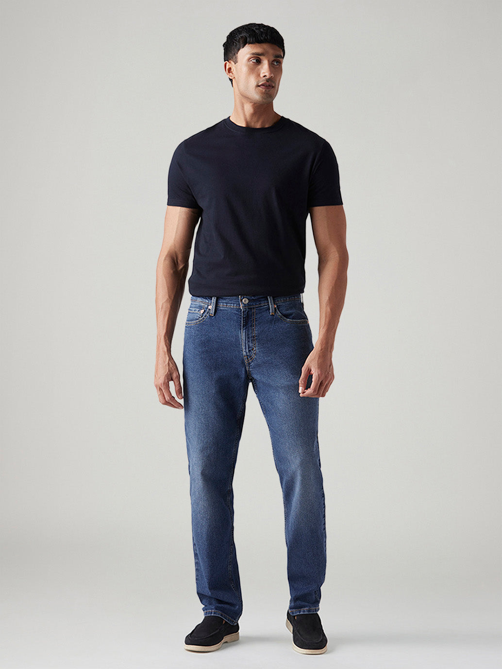 Men's 541 Med Indigo Athletic Tapered Fit Mid Rise Jeans - Front View