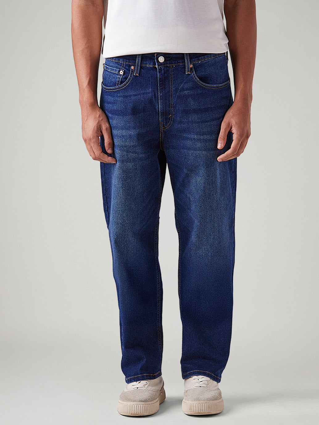 Men's 568 Dark Blue Loose Fit Mid Rise Jeans - Front View