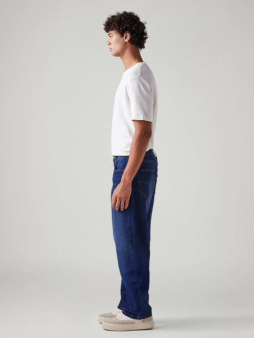 Men's 568 Dark Blue Loose Fit Mid Rise Jeans - Side View