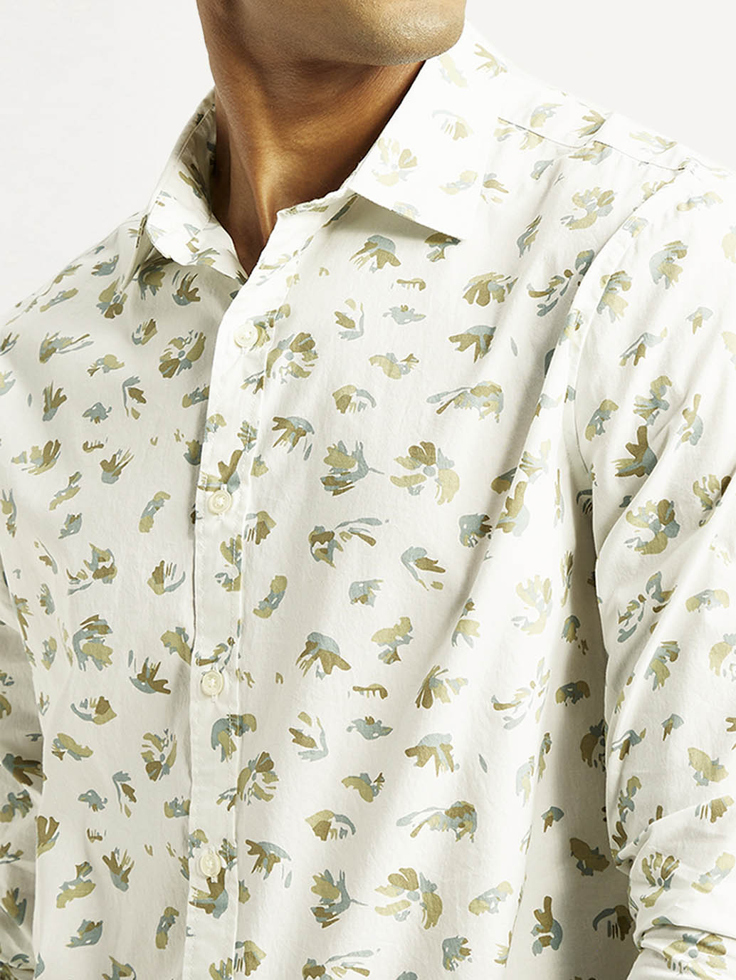 Men's Abstract Print Slim Fit Shirt - Detail View