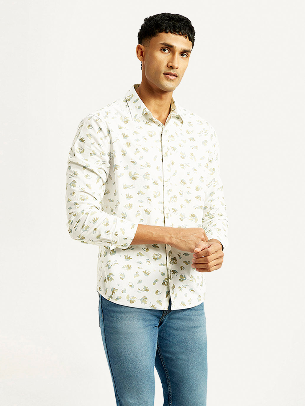 Men's Abstract Print Slim Fit Shirt - Side View