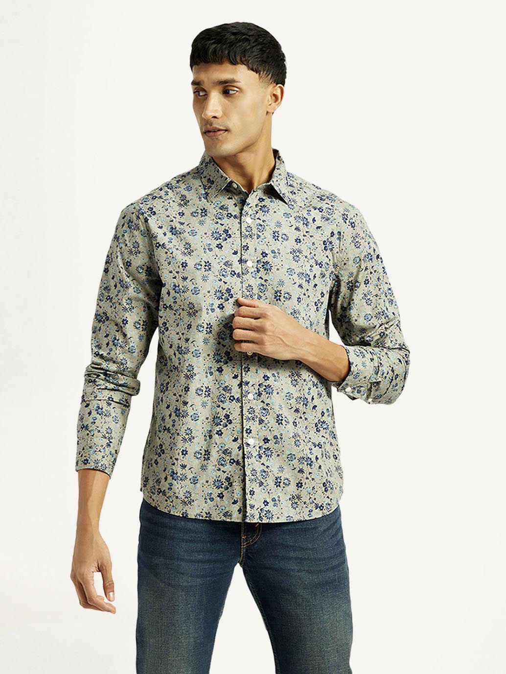 Men's Floral Print Slim Fit Shirt - Front View