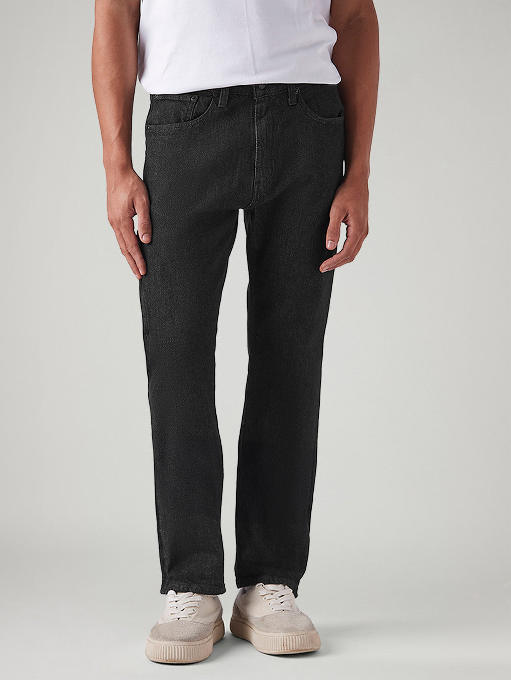 Men's 505 Black Straight Fit Mid Rise Jeans - Front View