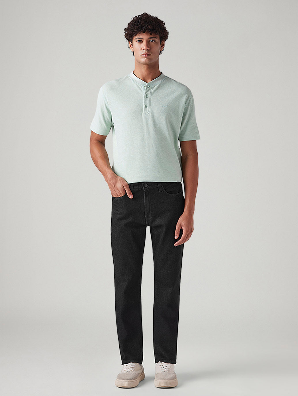 Men's 541 Black Tapered Fit Mid Rise Jeans - Front View