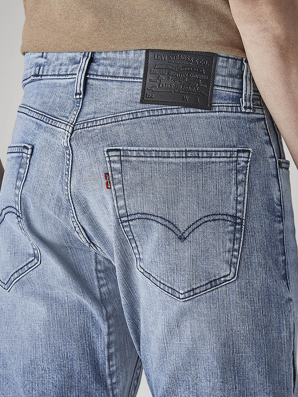 Men's 505 Light Blue Straight Fit Mid Rise Commuter Jeans - Detail View