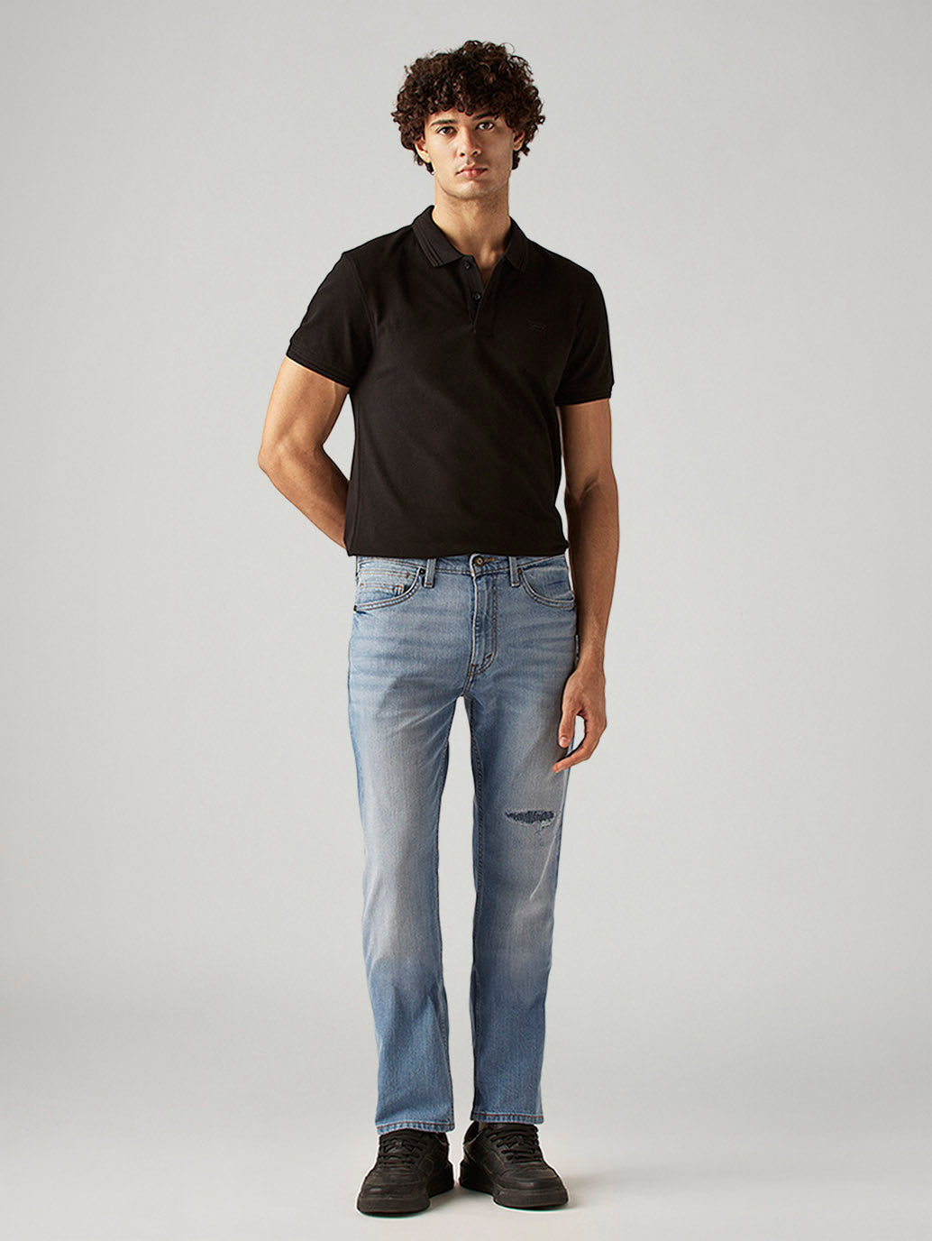 Men's 513 Light Blue Slim Straight Fit Mid Rise Jeans - Front View