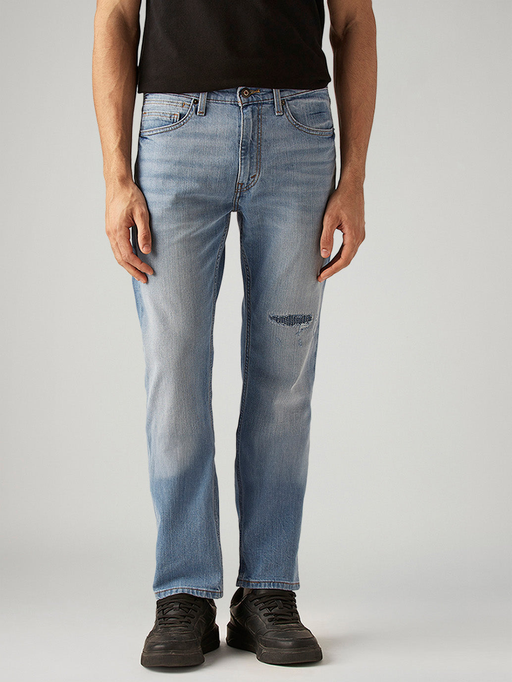 Men's 513 Light Blue Slim Straight Fit Mid Rise Jeans - Front View