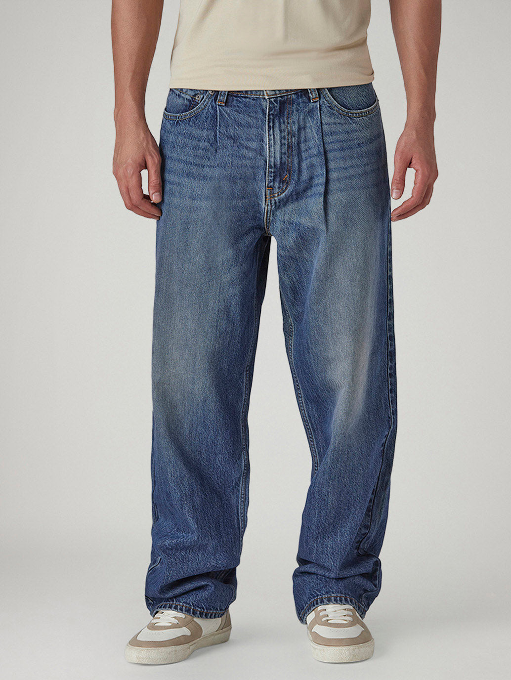 Men's 578 Tinted Indigo Baggy Fit Mid Rise Jeans - Front View
