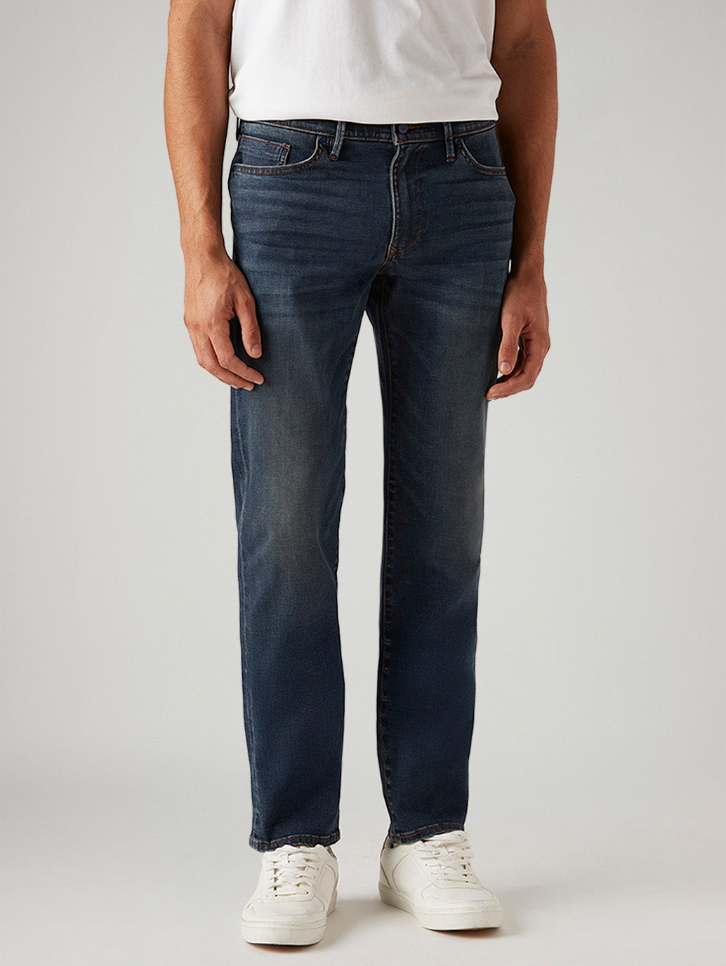 Men's 511 Dark Blue Slim Fit Innovation Stretch Jeans - Front View
