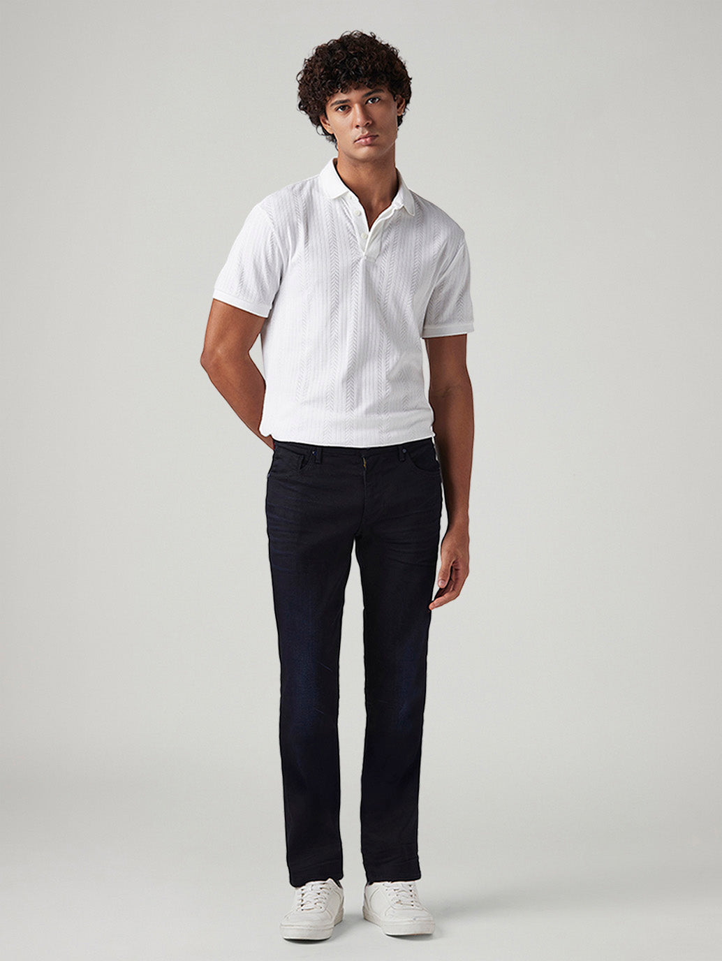 Men's 511 Indigo Slim Fit Mid Rise Redloop Jeans - Front View