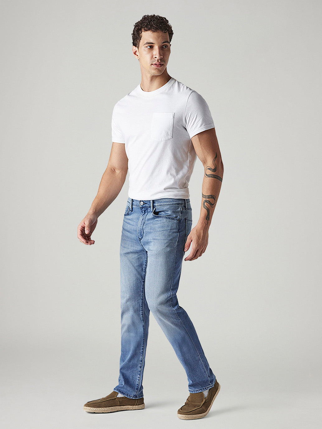 Men's 513 Indigo Slim Straight Fit Mid Rise Jeans - Side View