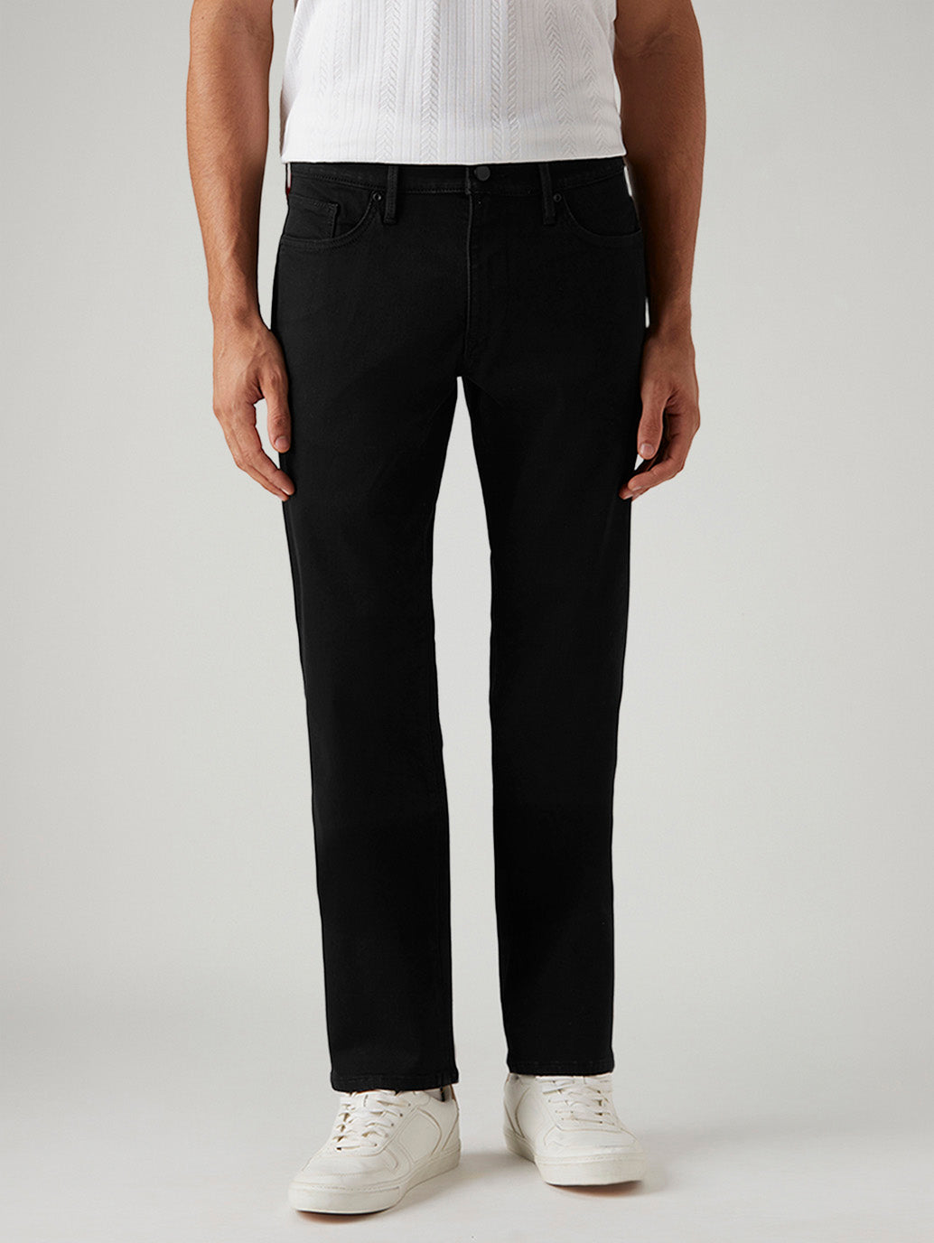Men's 541 Black Tapered Fit Innovation Stretch Jeans - Front View
