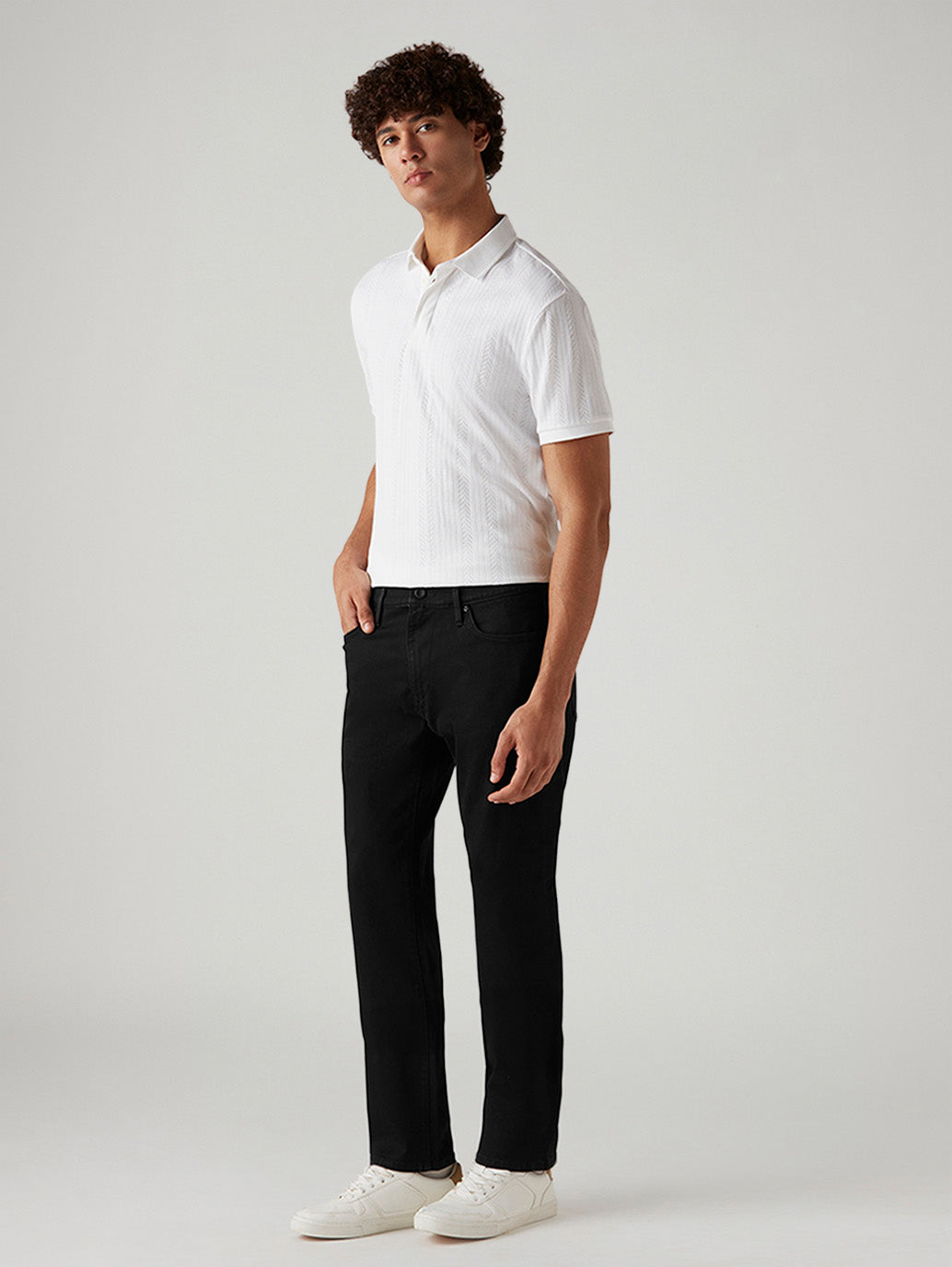Men's 541 Black Tapered Fit Innovation Stretch Jeans - Side View