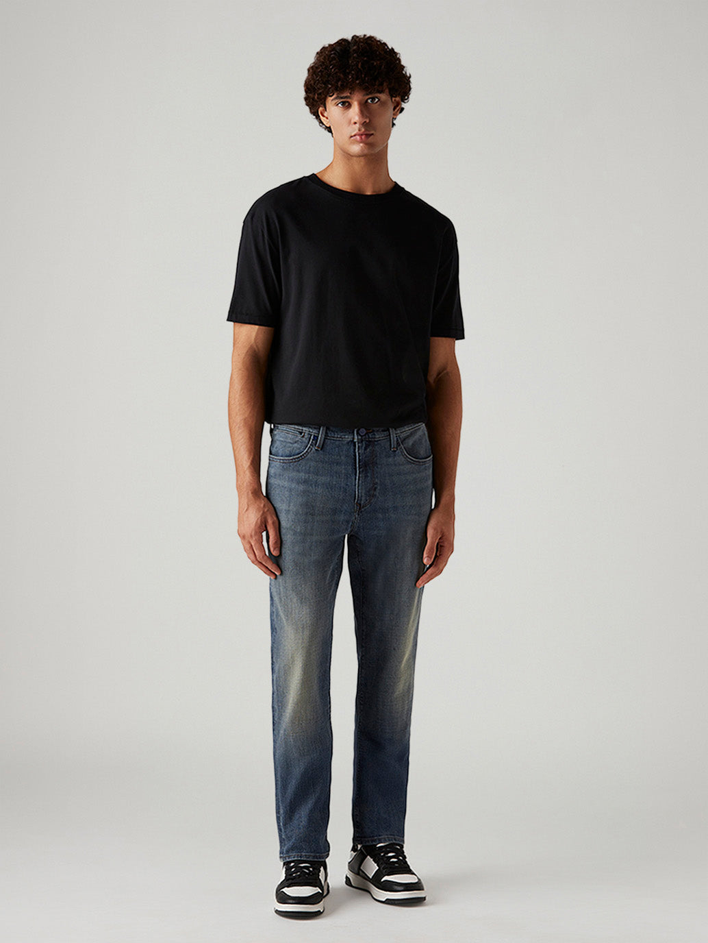 Men's Tinted 541 Blue Tapered Fit Hyper Stretch Jeans - Front View