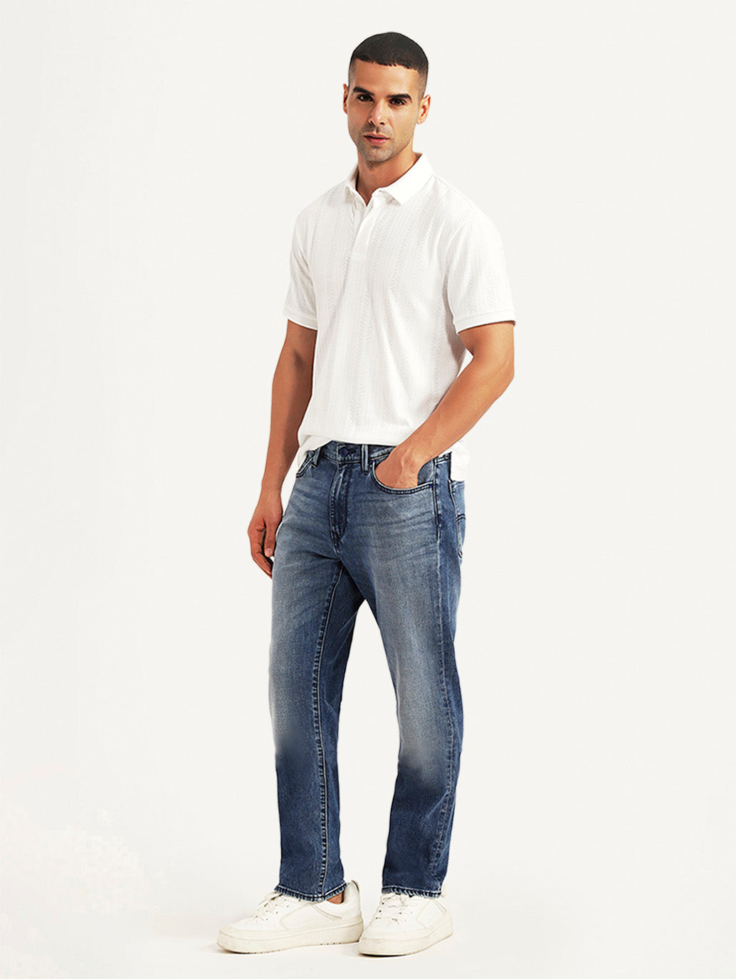 Men's Redloop 541 Blue Tapered Fit Mid Rise Jeans - Styleshot View