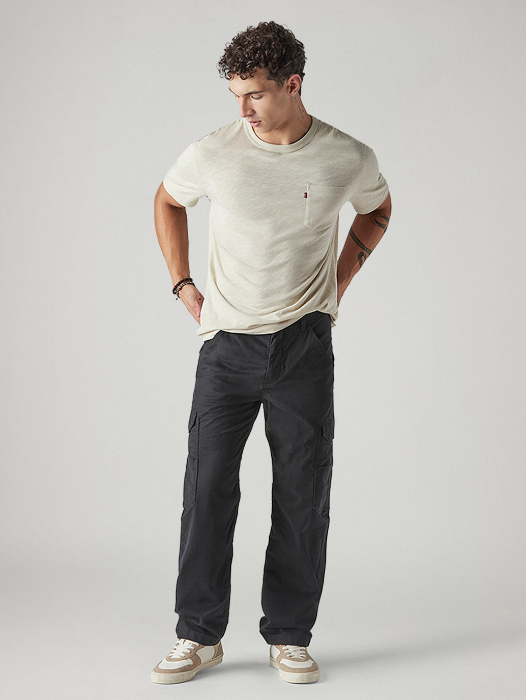 Men's Black Straight Fit Mid Rise Cargos - Styleshot View