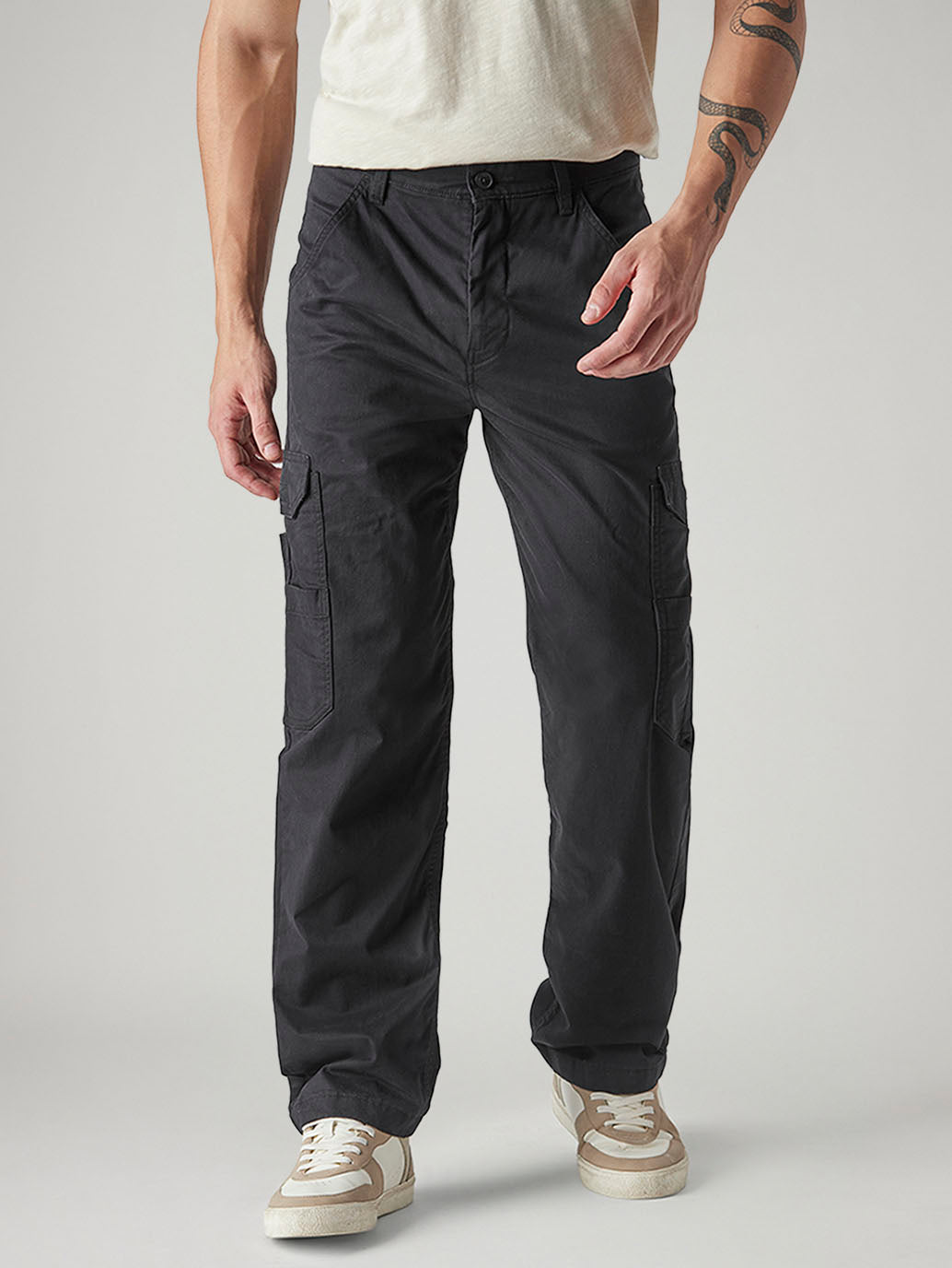 Men's Black Straight Fit Mid Rise Cargos - Front View