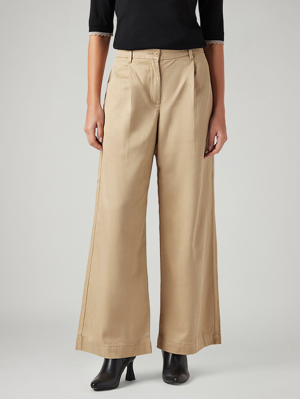 Women's Beige XL Straight Loose Fit Mid Rise Trouser - Front View