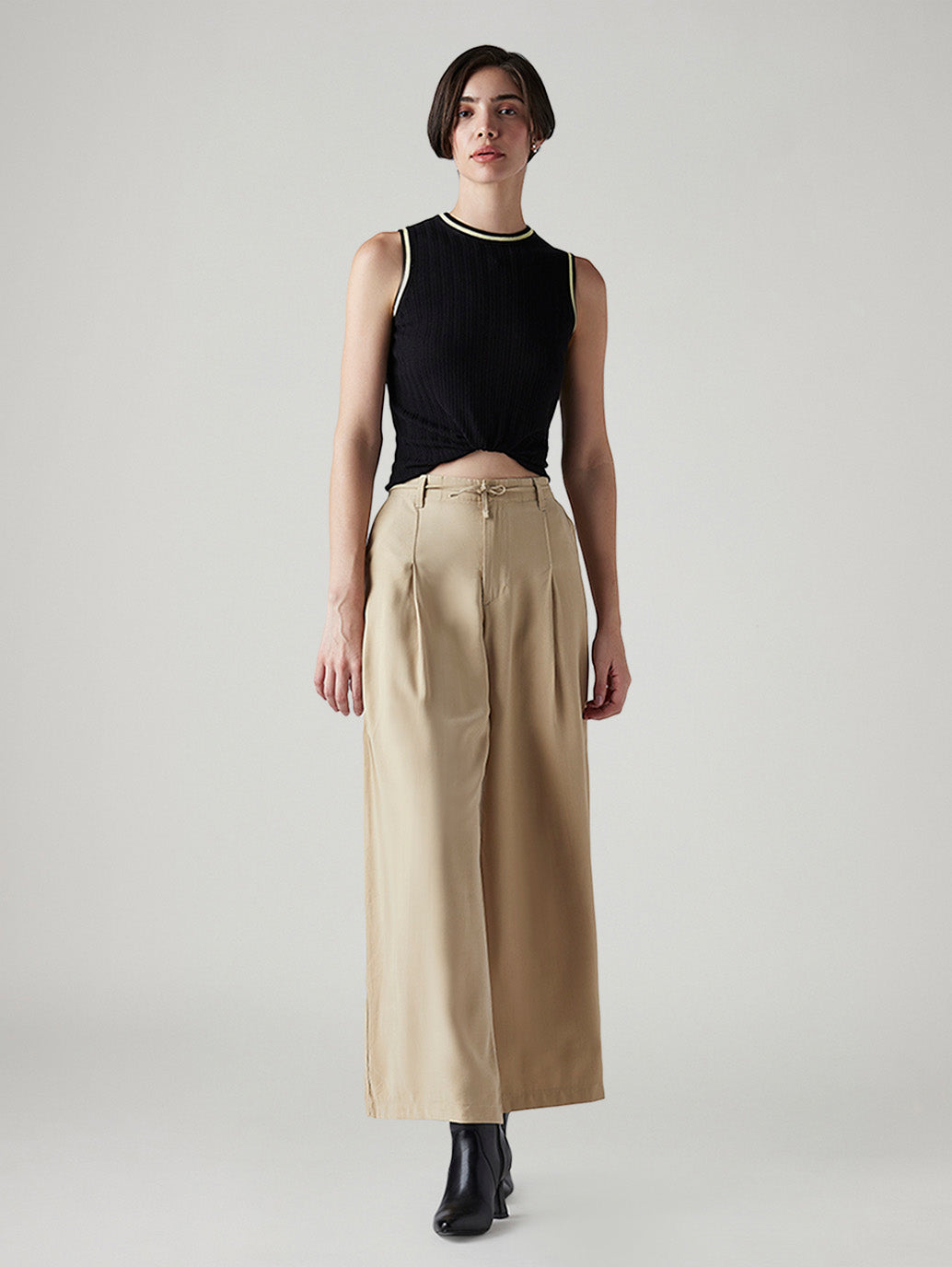 Women's Beige XL Straight Loose Fit Mid Rise Trousers - Front View