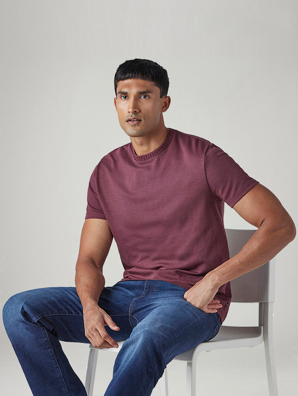 Men's Solid Slim Fit Redloop Interlock T-Shirt