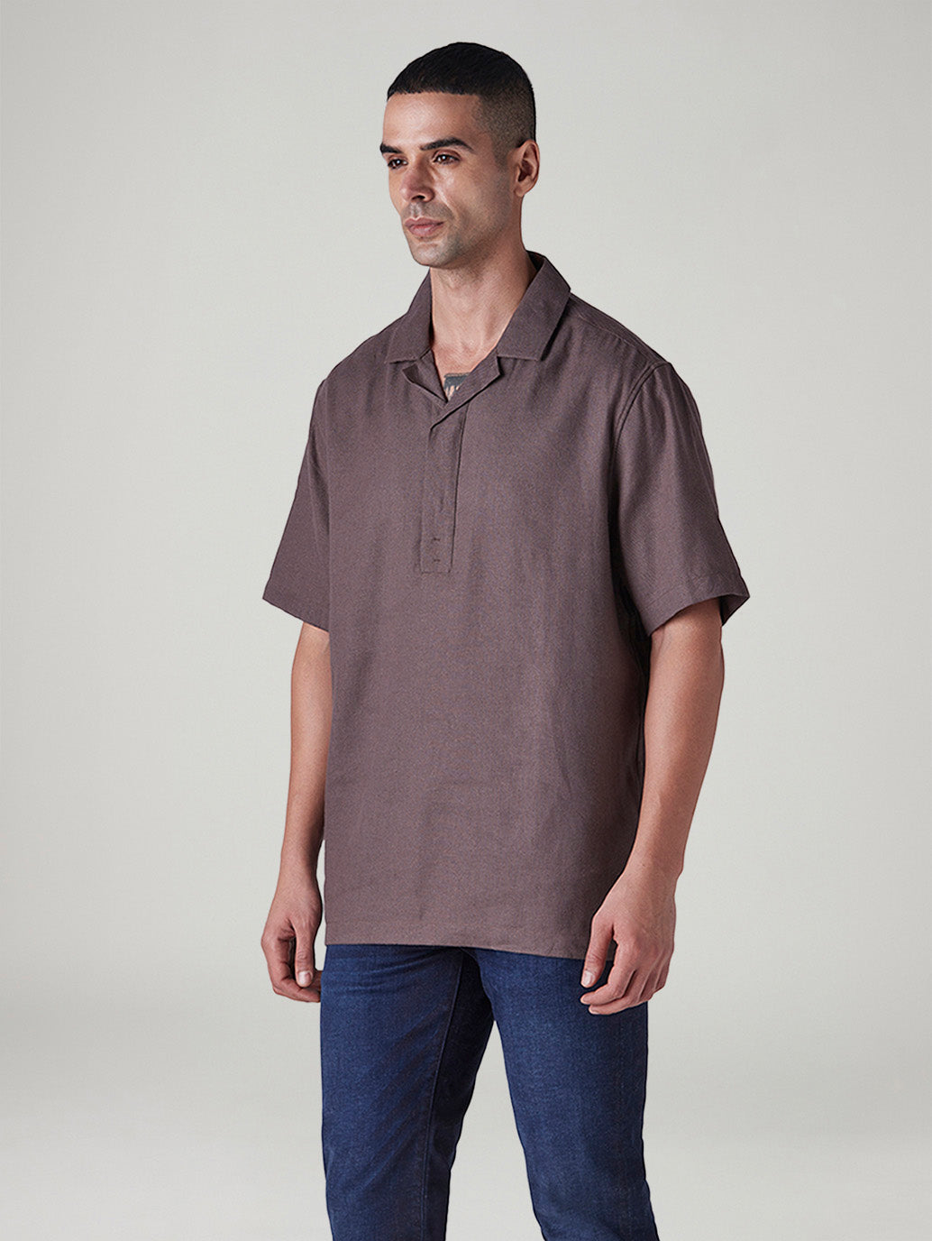 Men's Solid Loose Fit Resort Collar Redloop Shirt - Side View