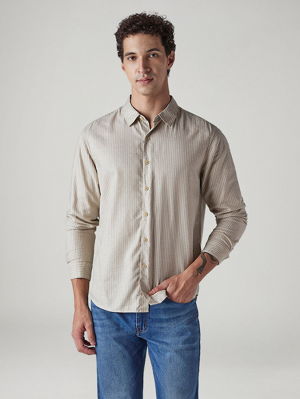 Men's Redloop Striped Slim Fit Linen Shirt - Front View