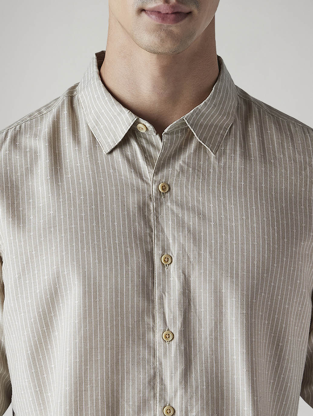 Men's Redloop Striped Slim Fit Linen Shirt - Detail View