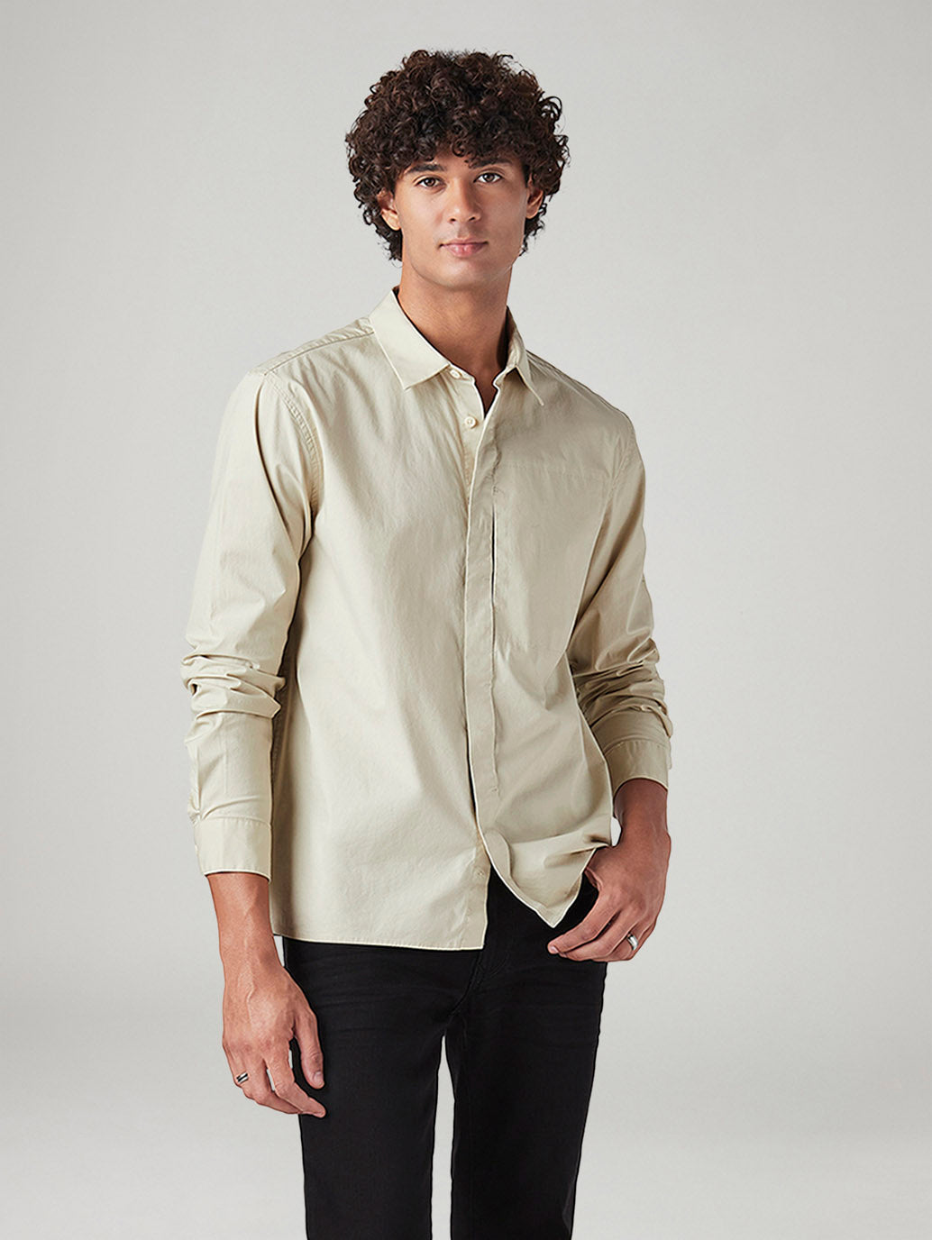 Men's Solid Slim Fit Shirt