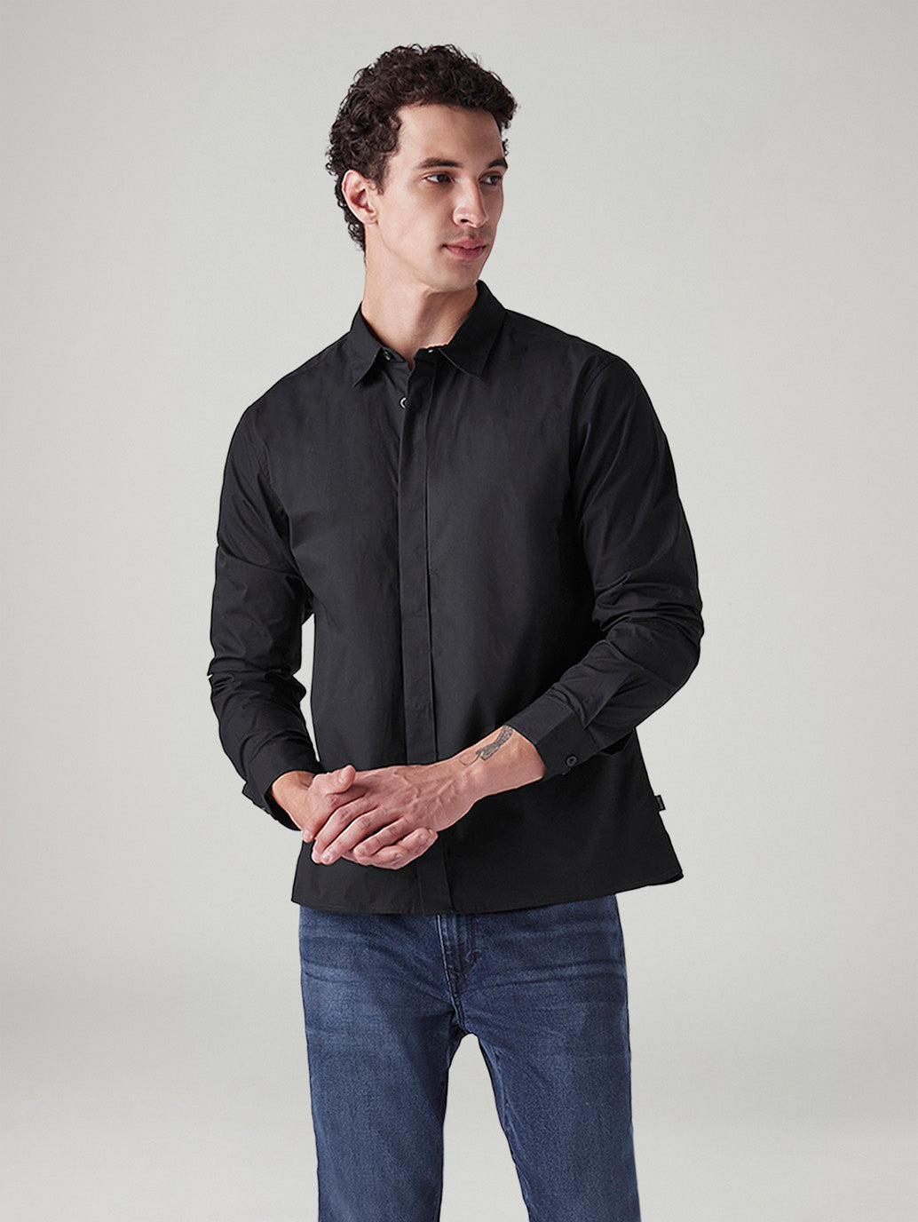 Men's Solid Slim Fit Shirt