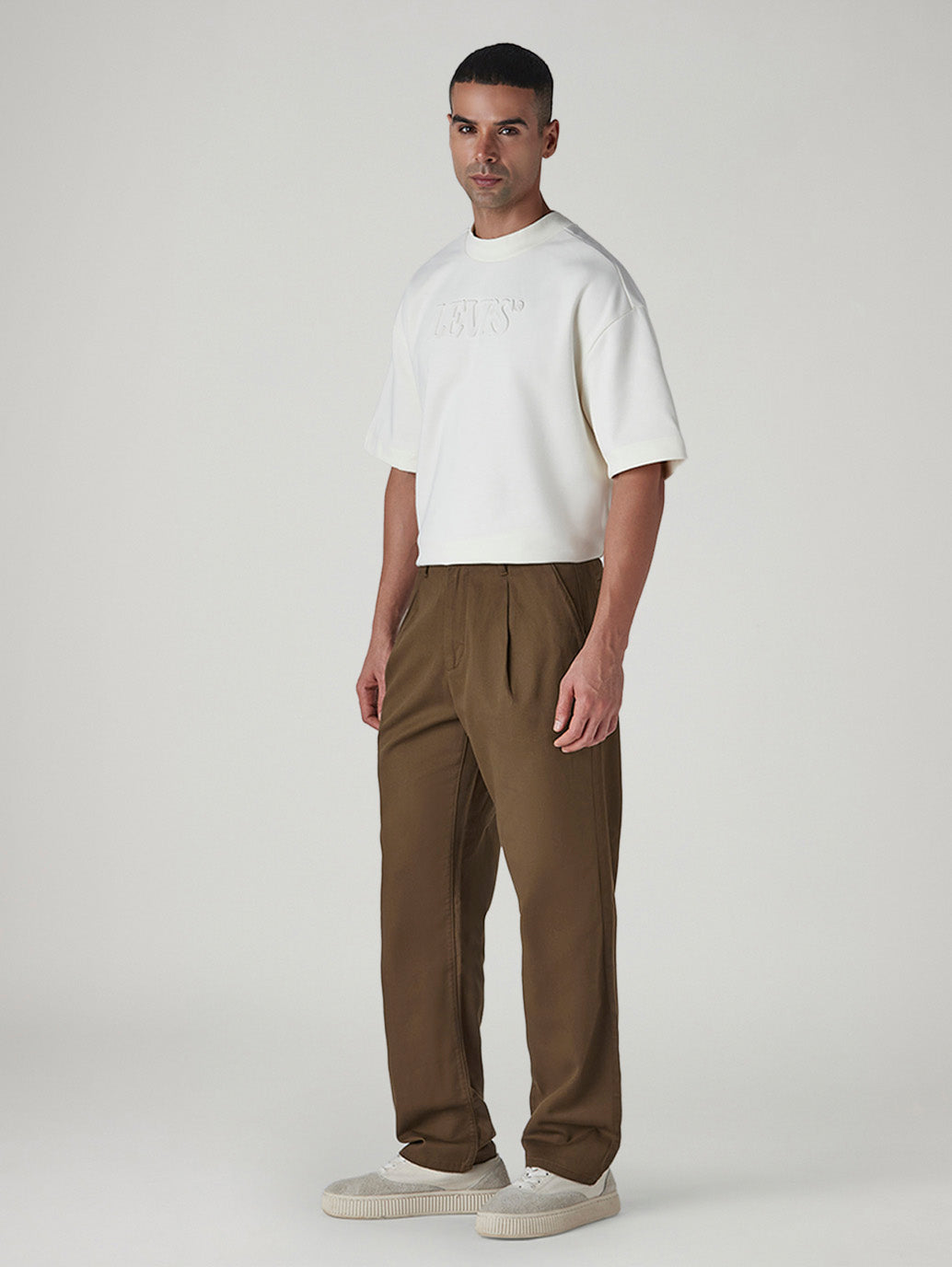 Men's Loose Straight Fit Mid Rise Chinos - Side View