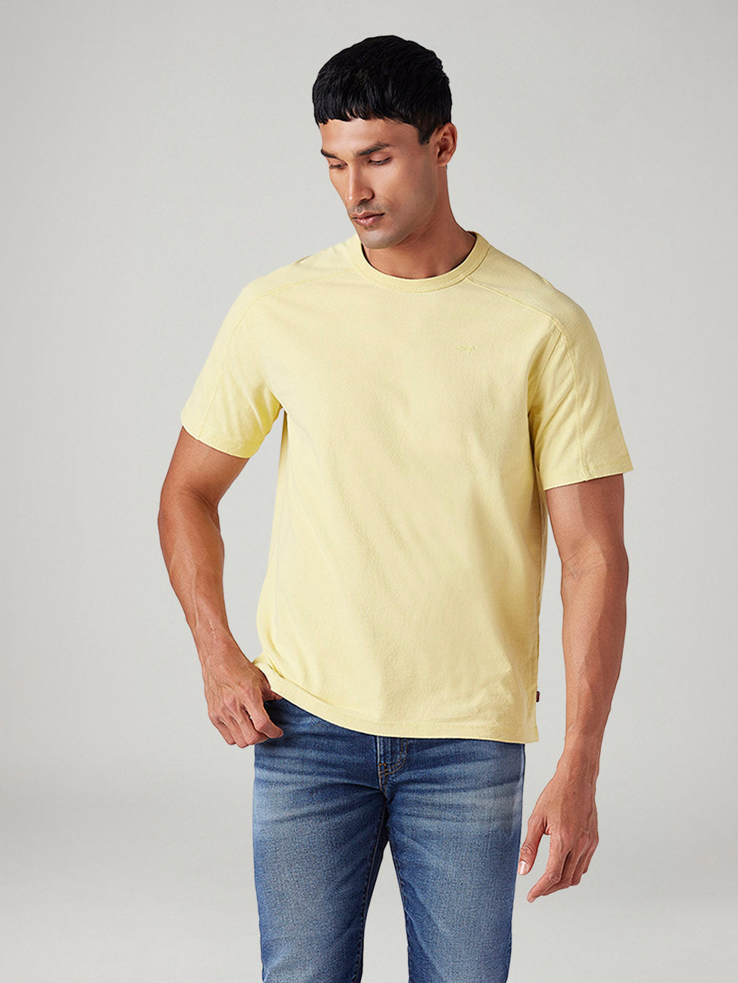 Men's Solid Regular Fit T-Shirt
