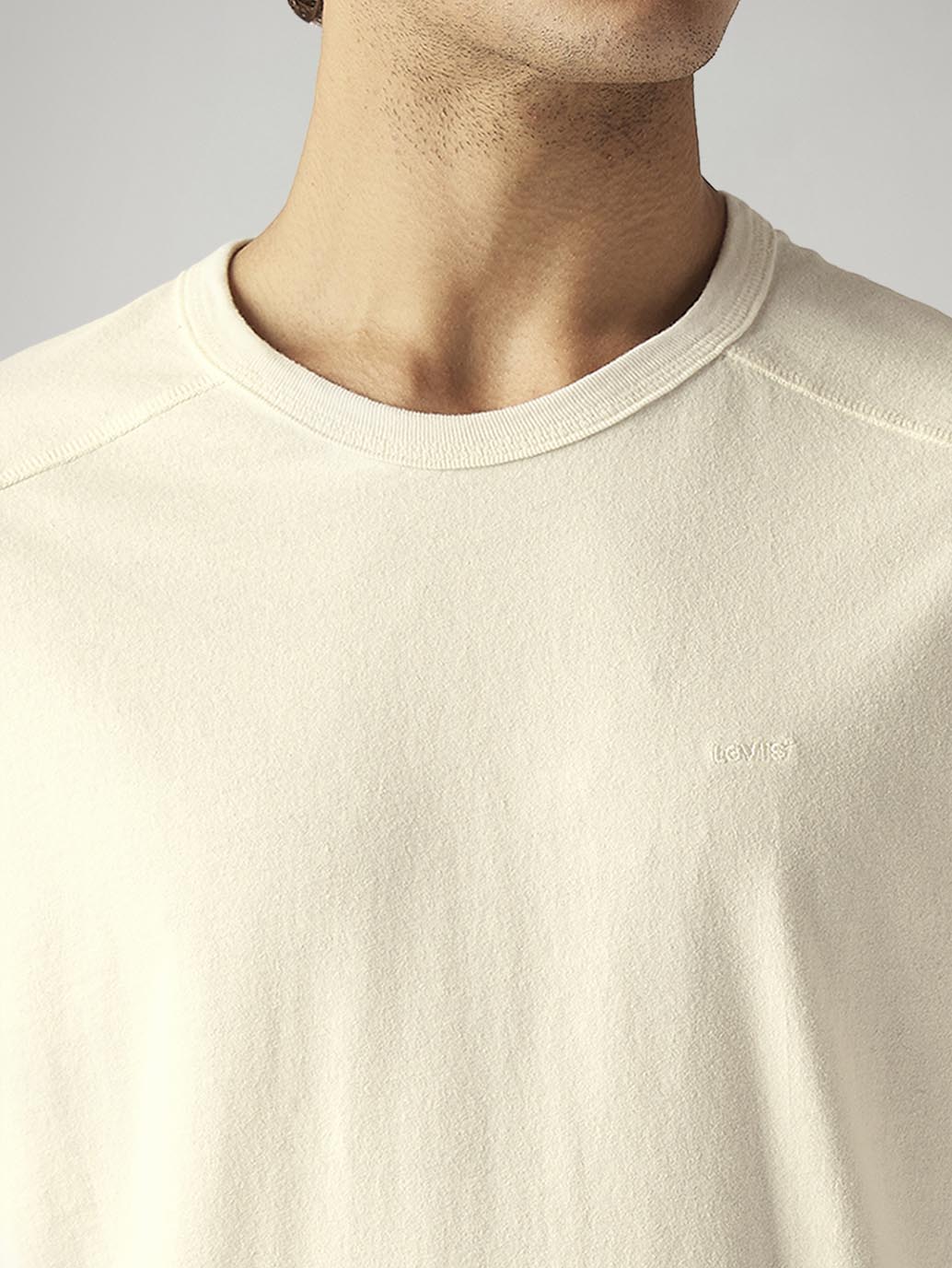 Men's Solid Regular Fit T-Shirt - Detail View