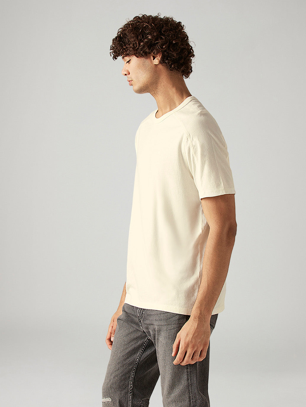 Men's Solid Regular Fit Commuter T-Shirt - Side View