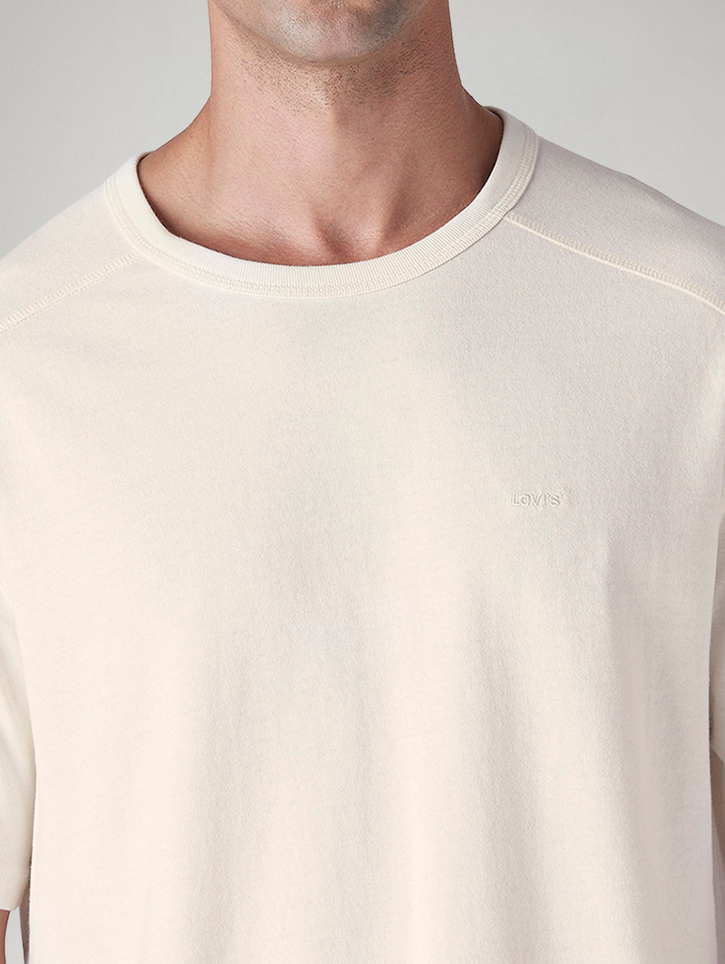Men's Solid Regular Fit Jersey T-Shirt - Detail View