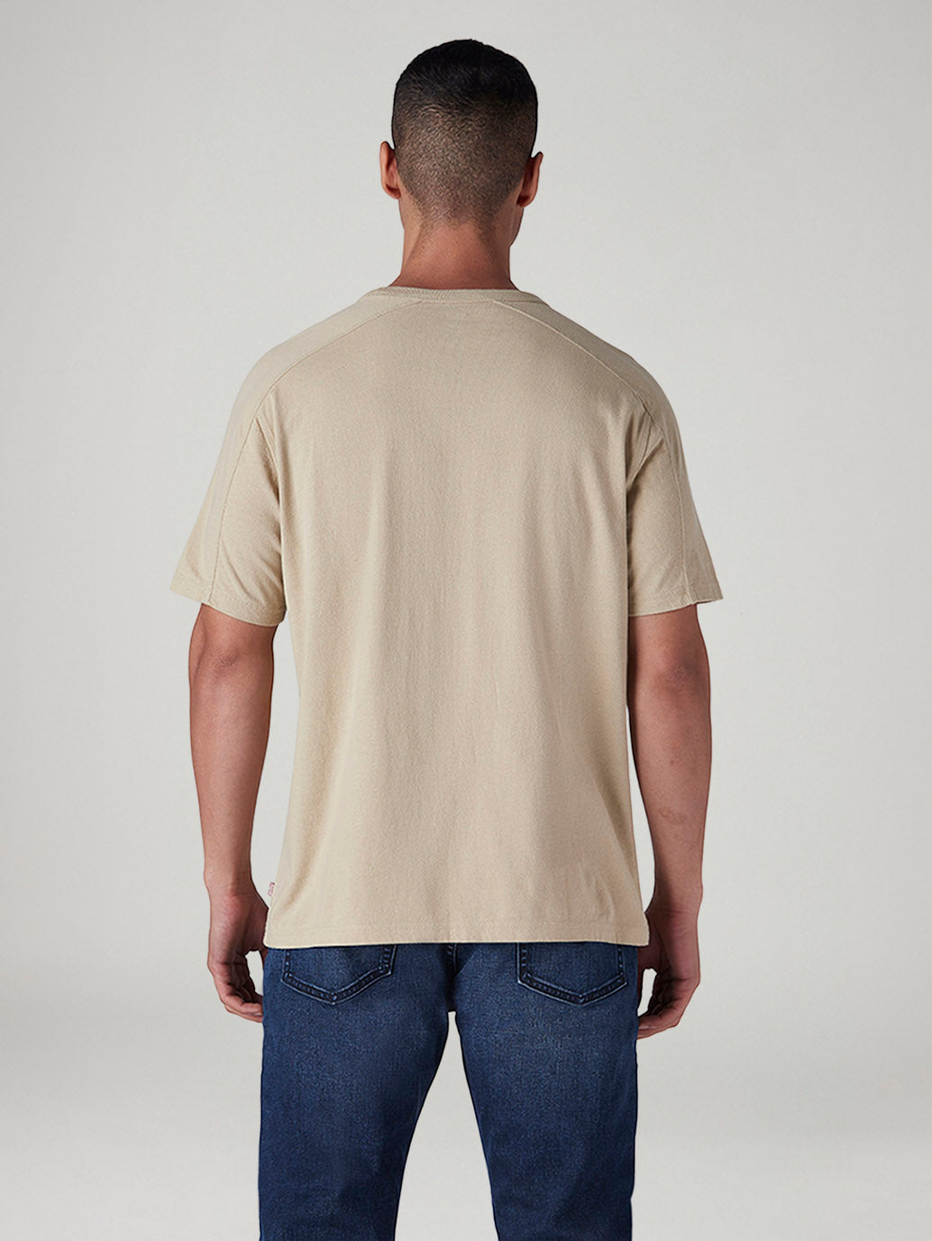 Men's Solid Regular Fit Jersey T-Shirt - Back View
