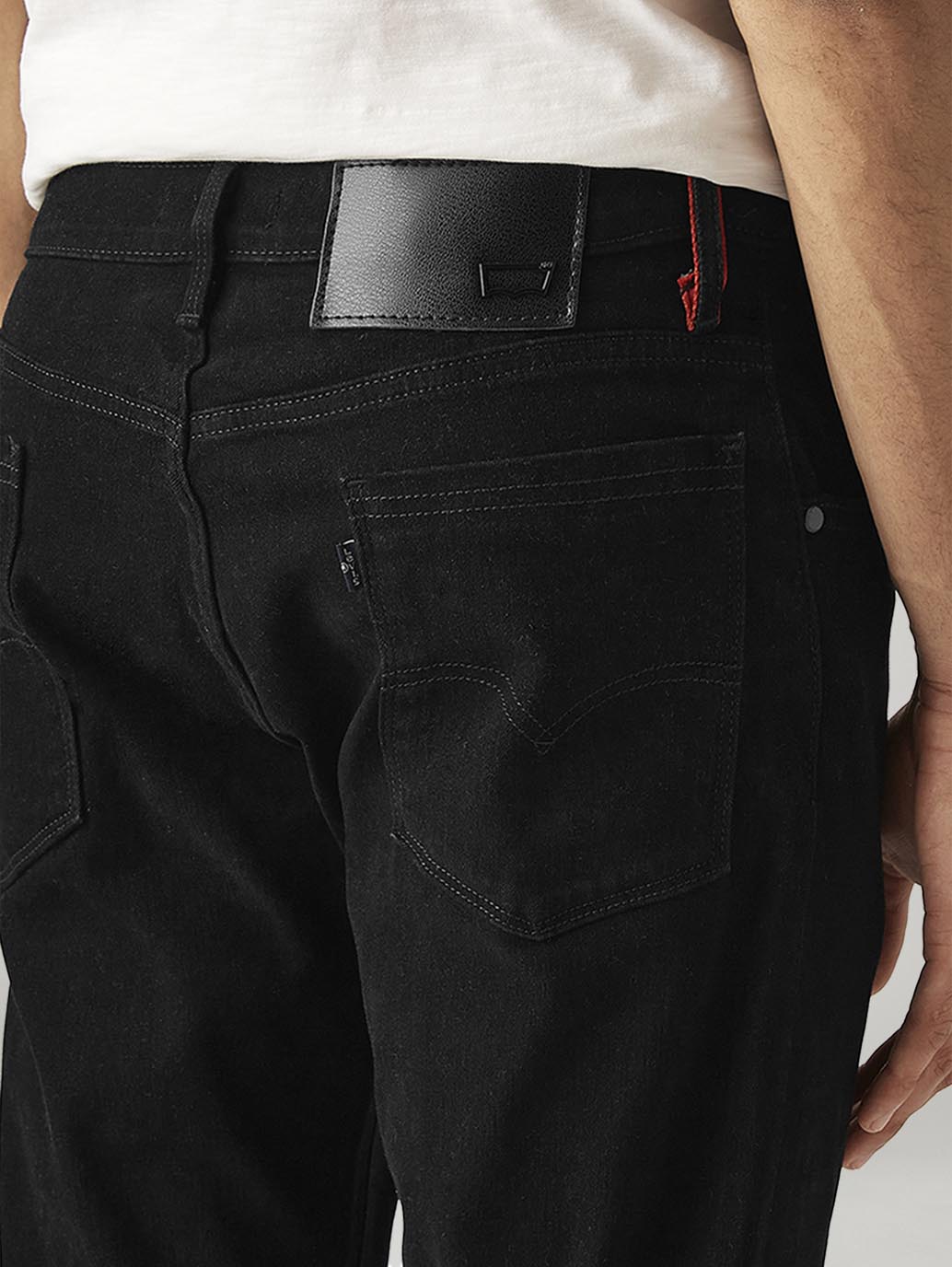 Men's 517 Black Bootcut Fit Mid Rise Redloop Jeans - Detail View