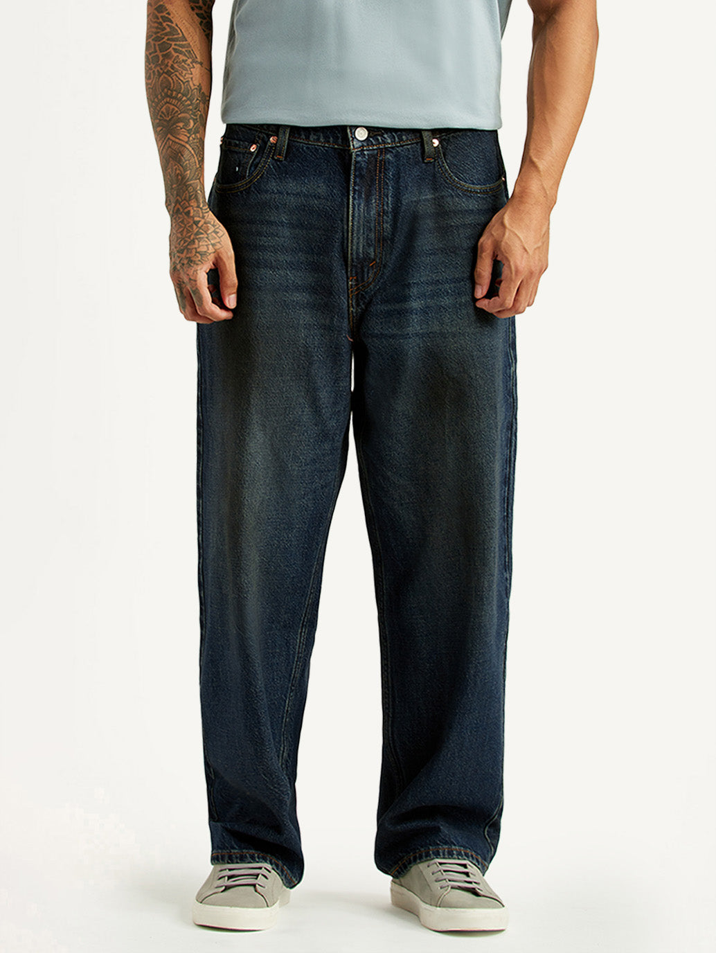 Men's Tinted 578 Dark Blue Baggy Fit Mid Rise Jeans - Front View