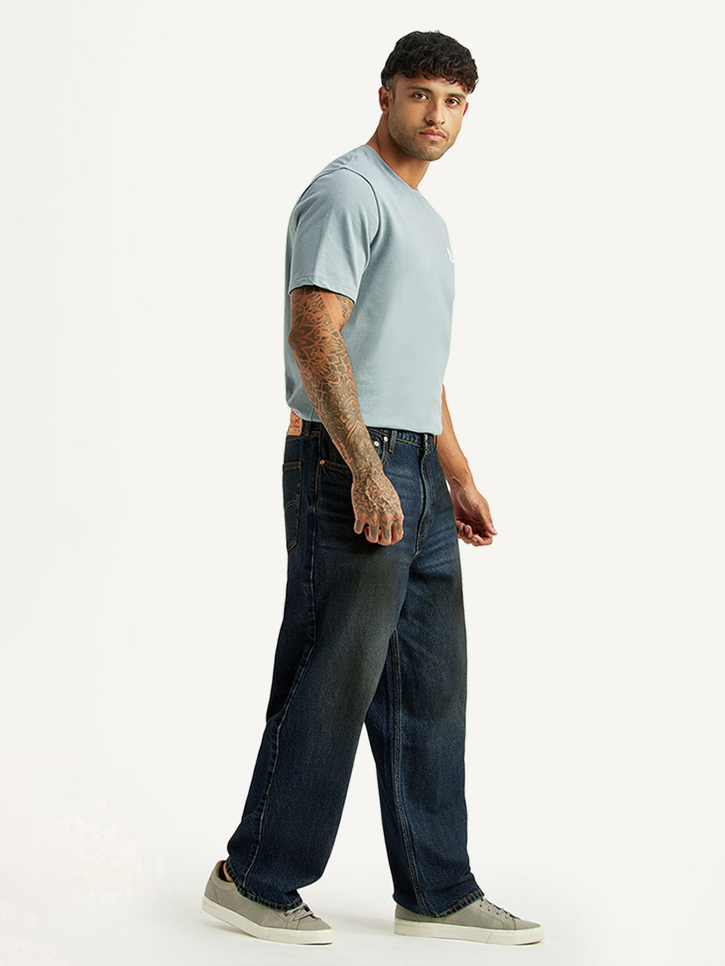 Men's Tinted 578 Dark Blue Baggy Fit Mid Rise Jeans - Side View