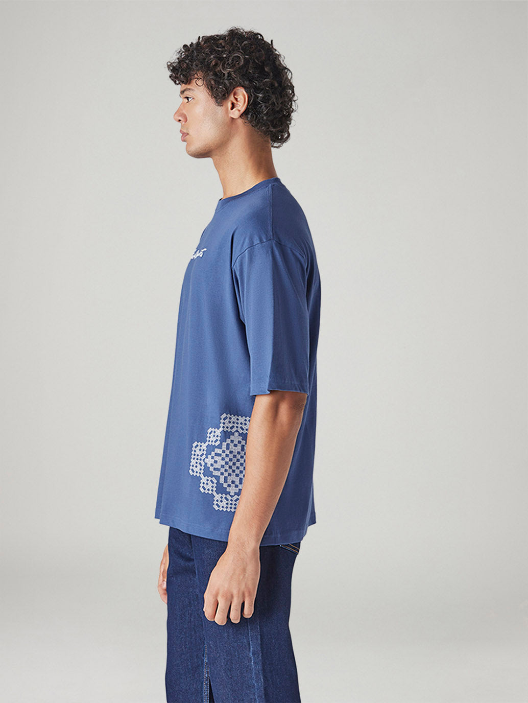 Men's Embroidered Loose Fit Jersey T-Shirt - Side View