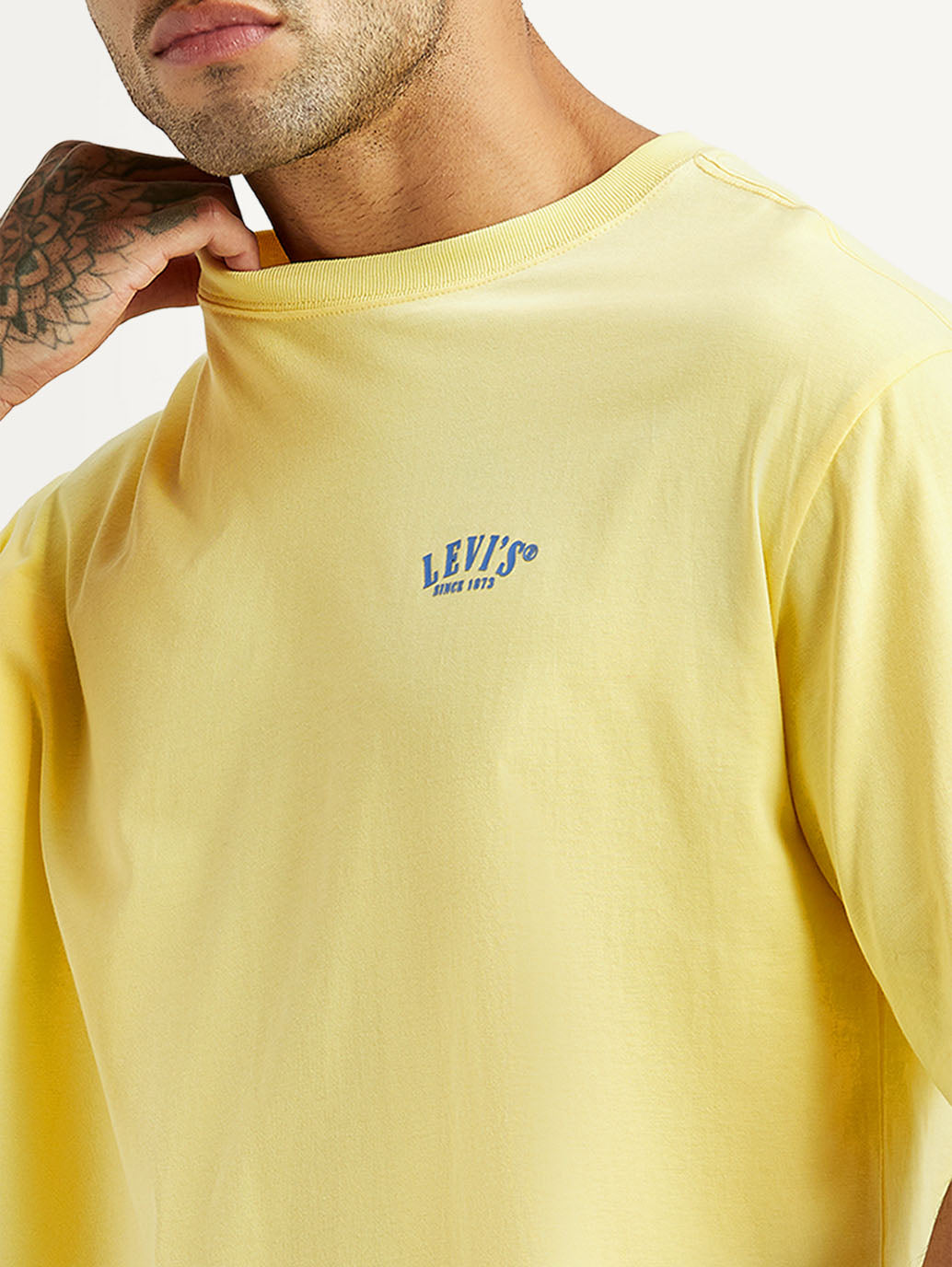 Men's Typographic Print Yellow Loose Fit T-shirt - Detail View