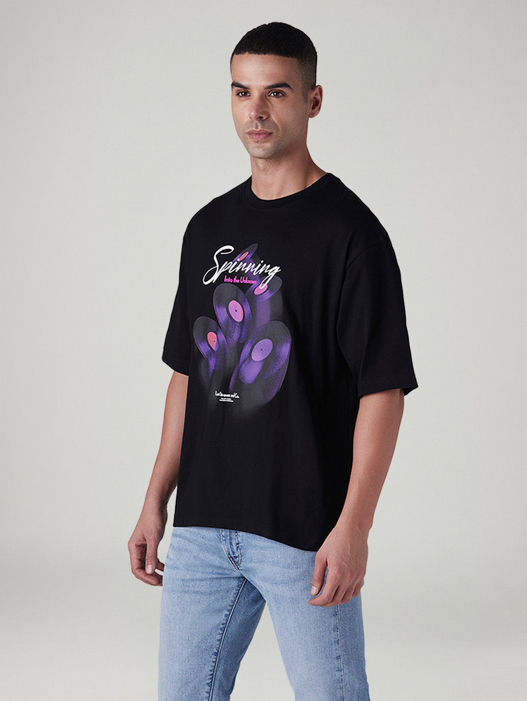 Men's Graphic Print Loose Fit Jersey T-Shirt - Side View
