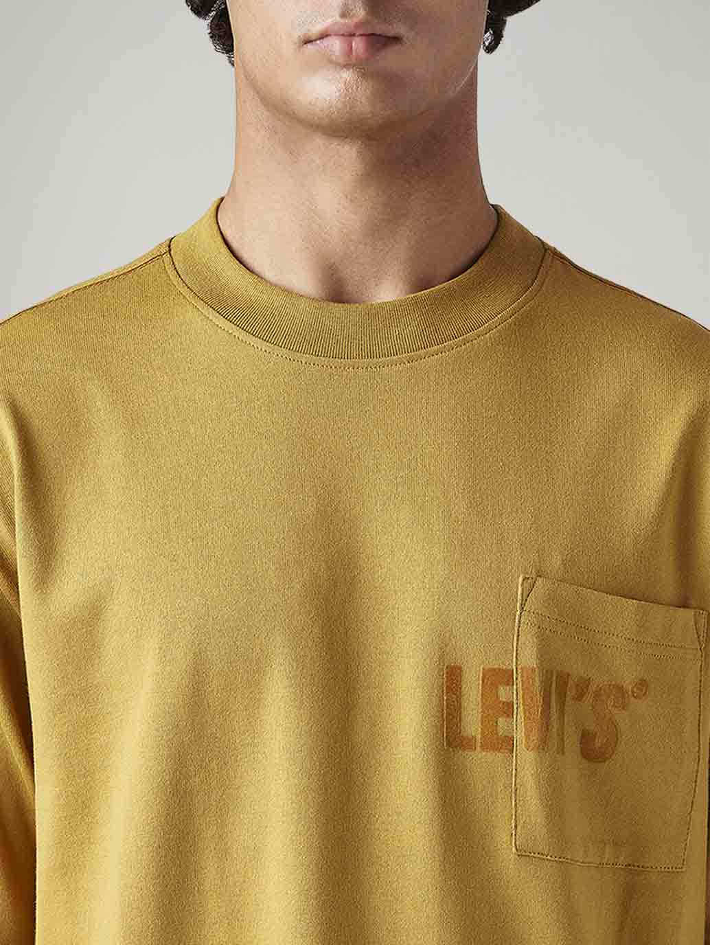 Men's Solid Loose Fit T-Shirt - Detail View