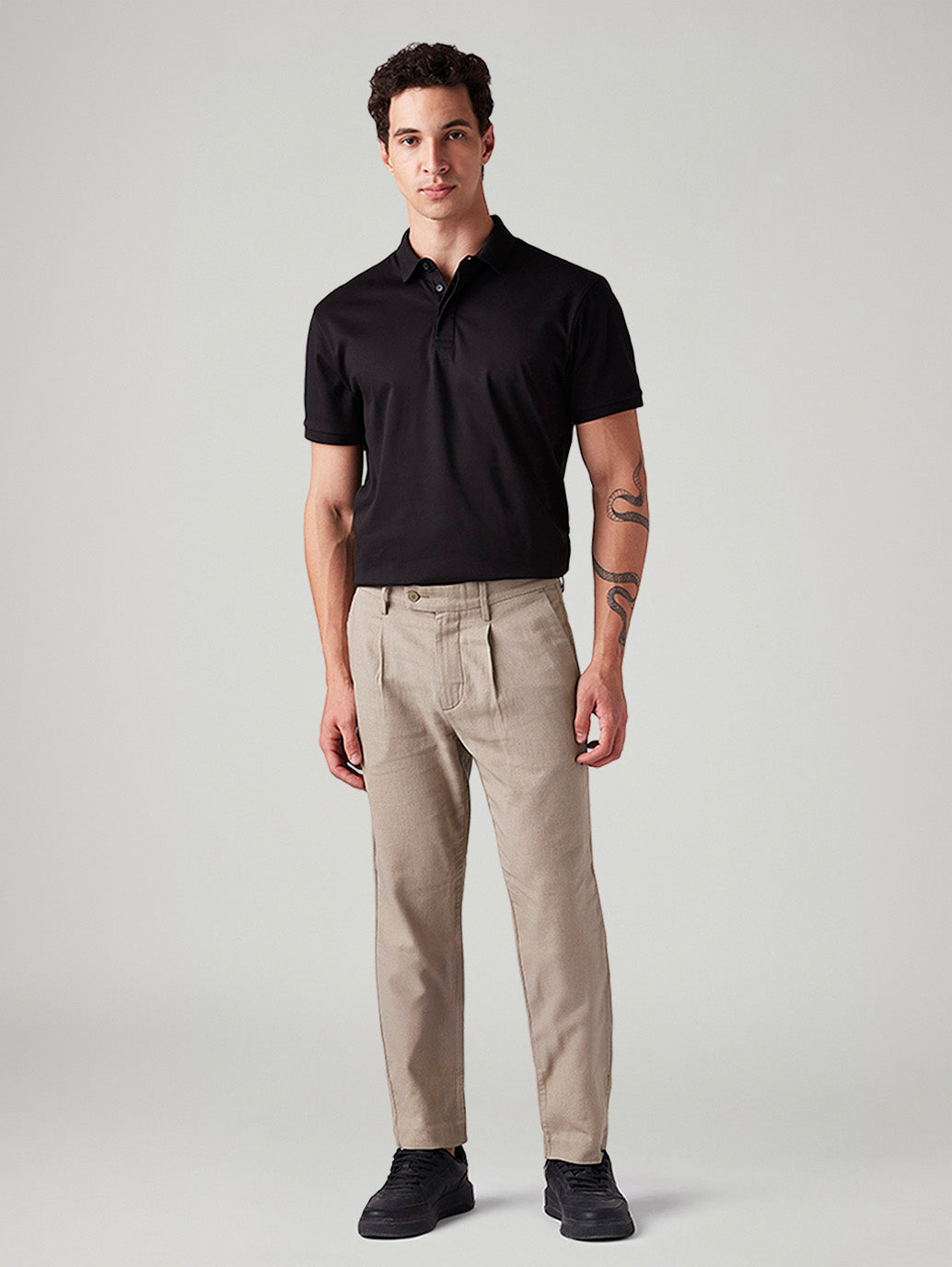 Men's Beige Authentic Relaxed Straight Fit Mid Rise Chinos