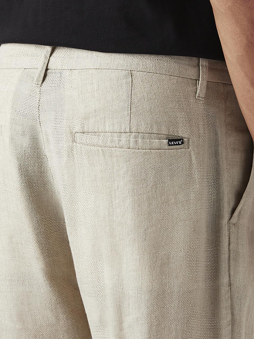 Men's 550 Beige Relaxed Fit Mid Rise Linen Trousers - Detail View