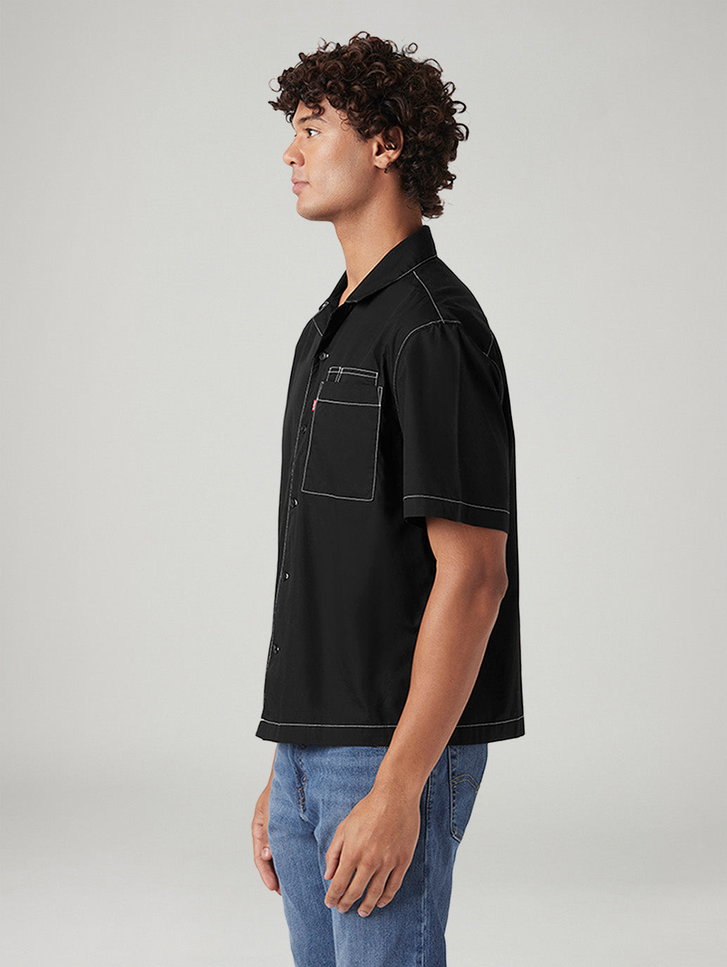 Men's Solid Relaxed Fit Poplin Shirt - Side View