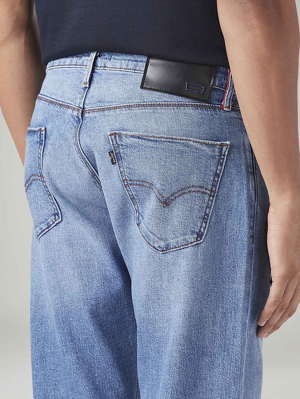 Men's 555 Light Blue Relaxed Straight Fit Mid Rise Redloop Jeans - 20 View