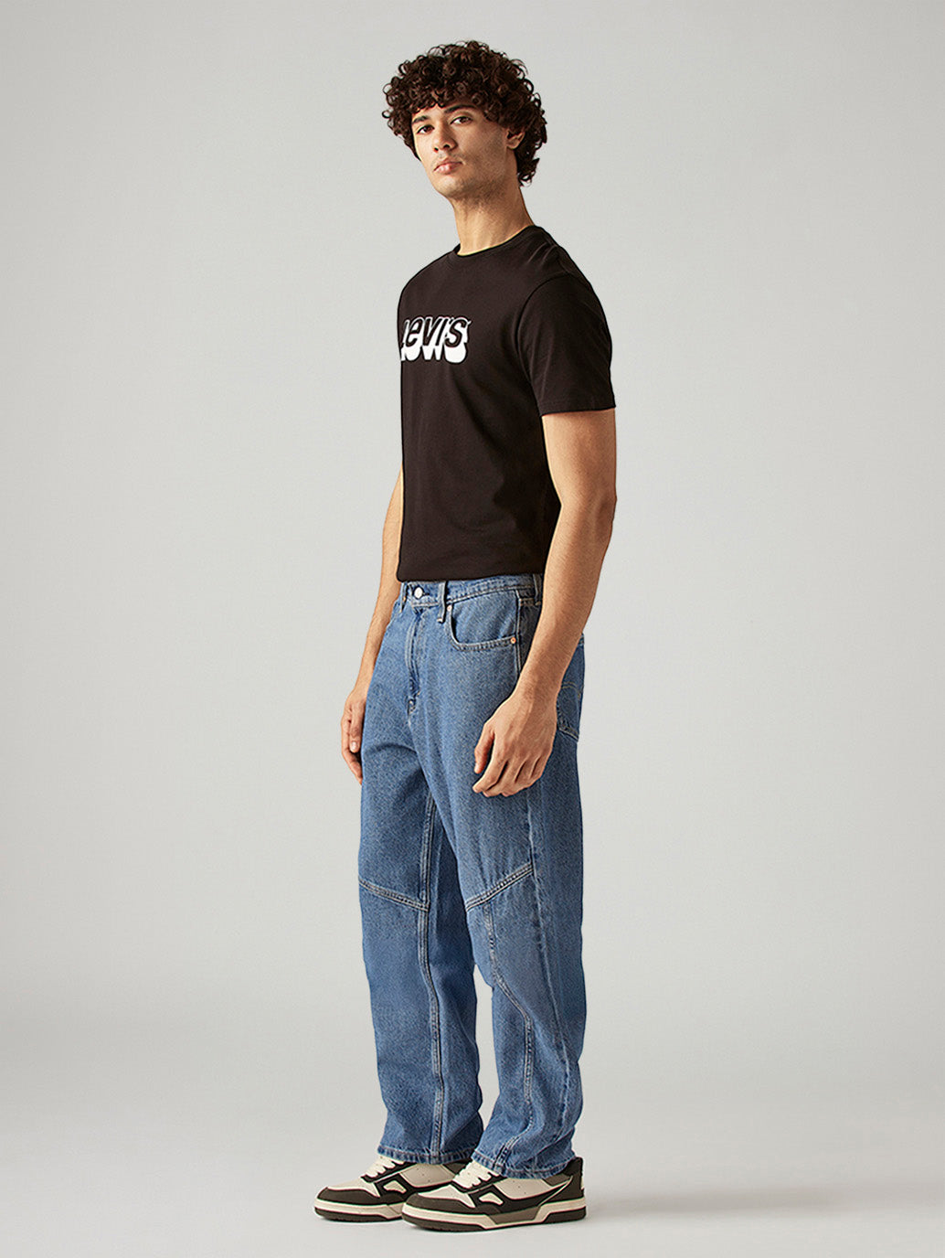 Men's 568 Blue Loose Fit Mid Rise Jeans - Side View